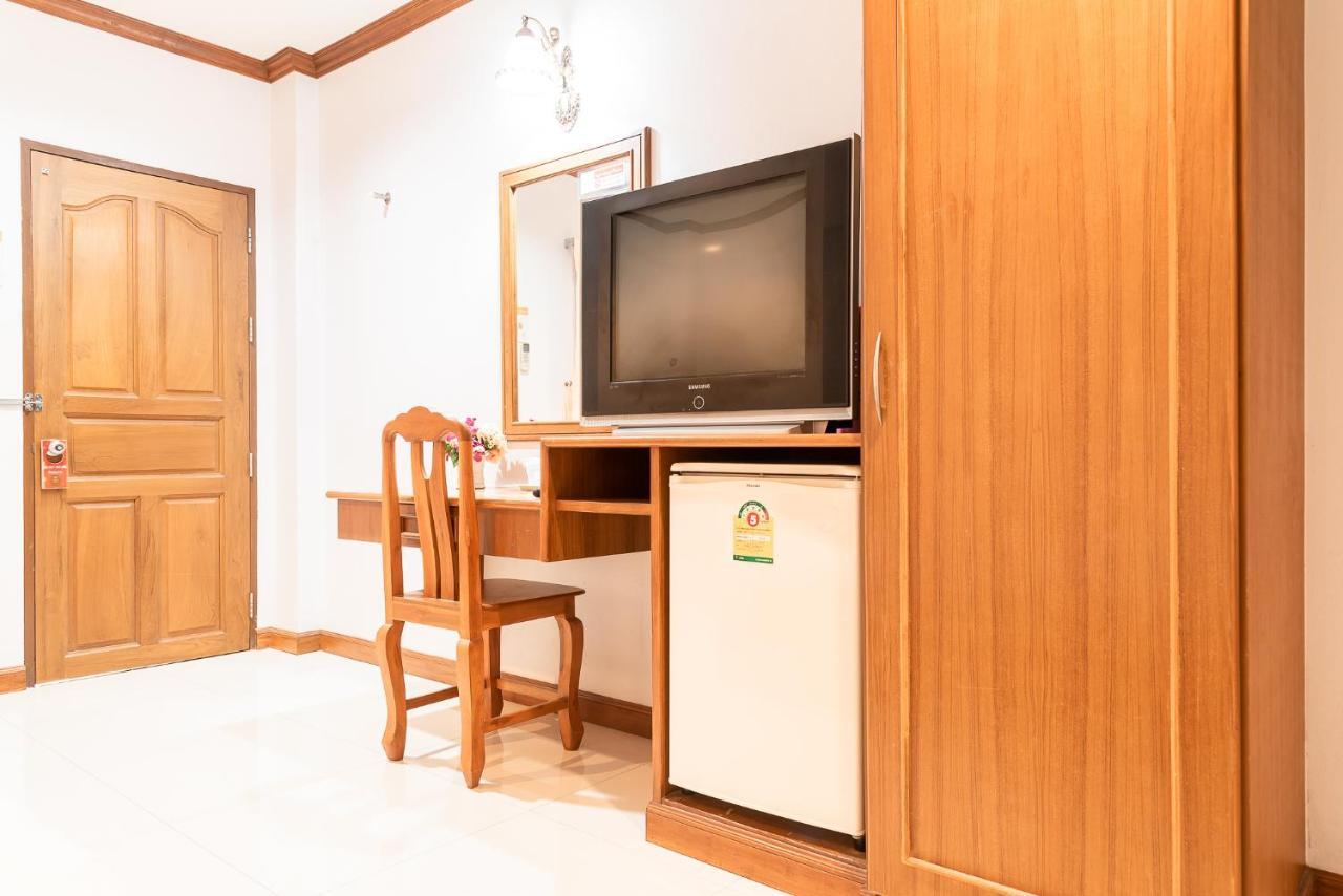 Pn Gold Resort Bangsaen Exterior foto